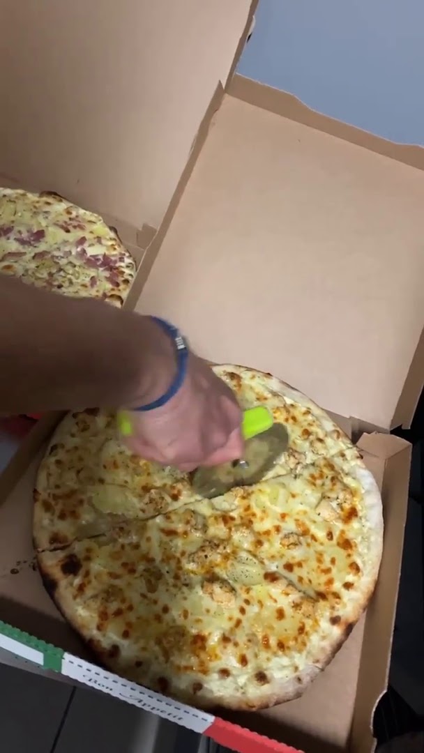 Pizz'Burger · Photos 4